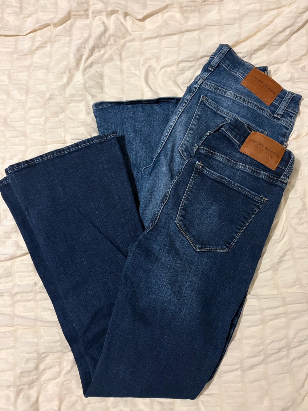Lucky Brand Women’s Flare-Leg Jeans bundle